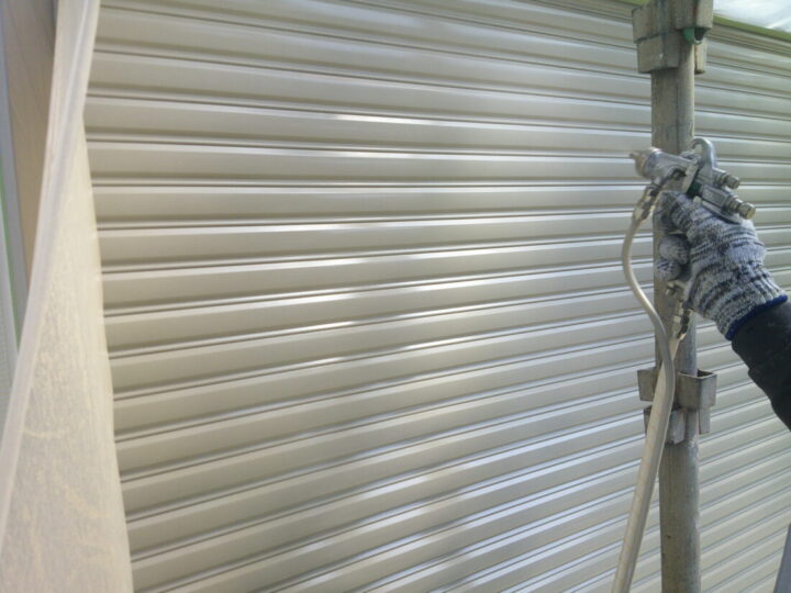 ⑤上塗り(吹き付け)➡